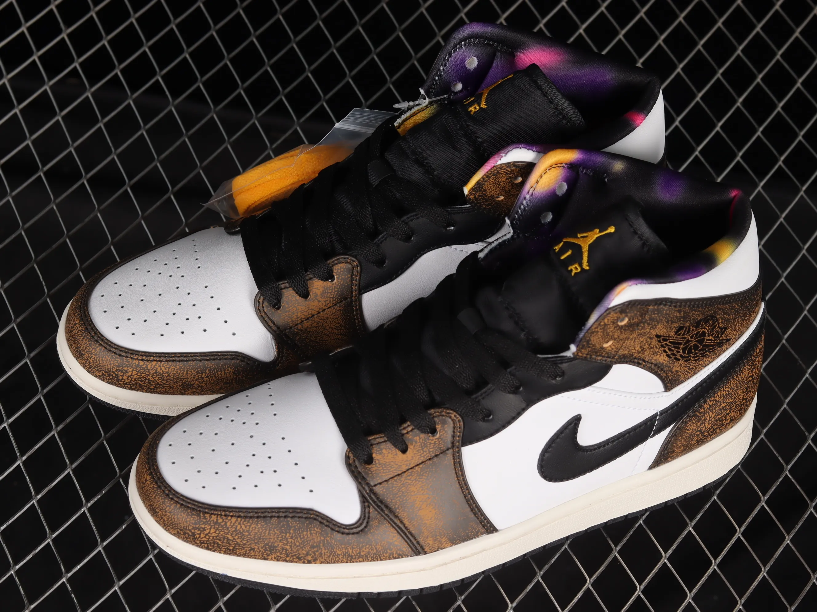 All categories Air Jordan Jordan series basketball shoes Air Jordan 1 Mid Air Jordan 1 Mid "Wear Away" AJ1 Joe 1 starry sky tie-dye China basketball shoes DQ8417-071